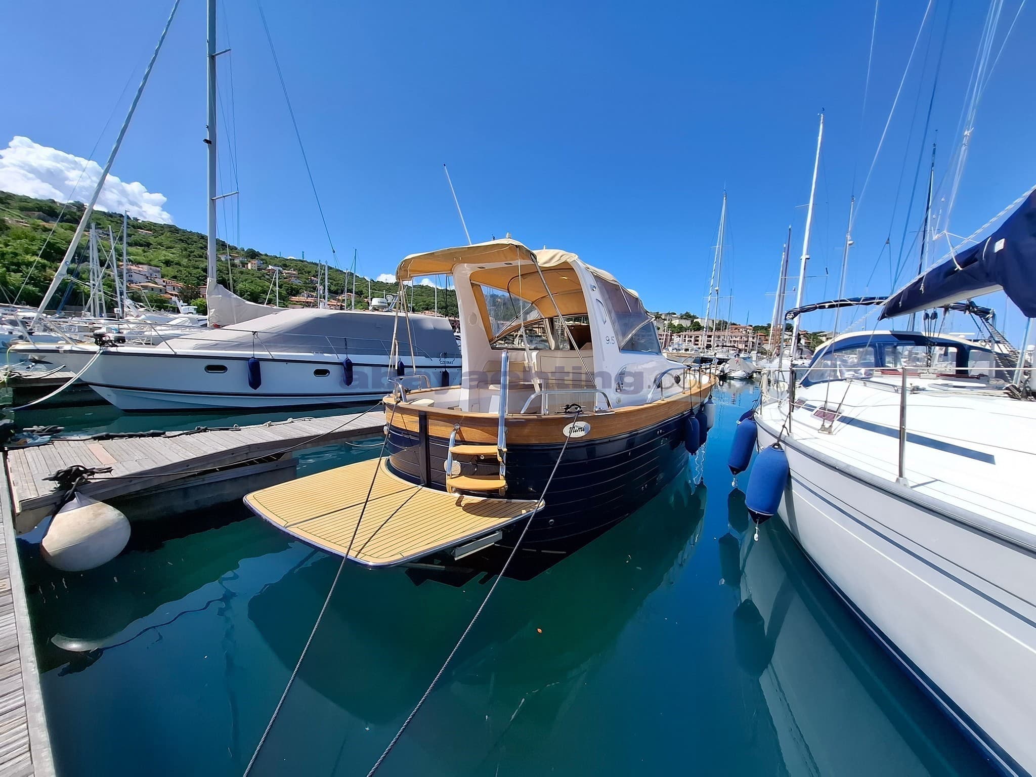 Mimì Libeccio 9.5 cabin